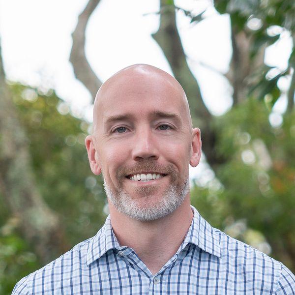 Prop-GPT: Michael Mccarron, Fully Furnished Home Right a short Walk to Lake MacQuarie