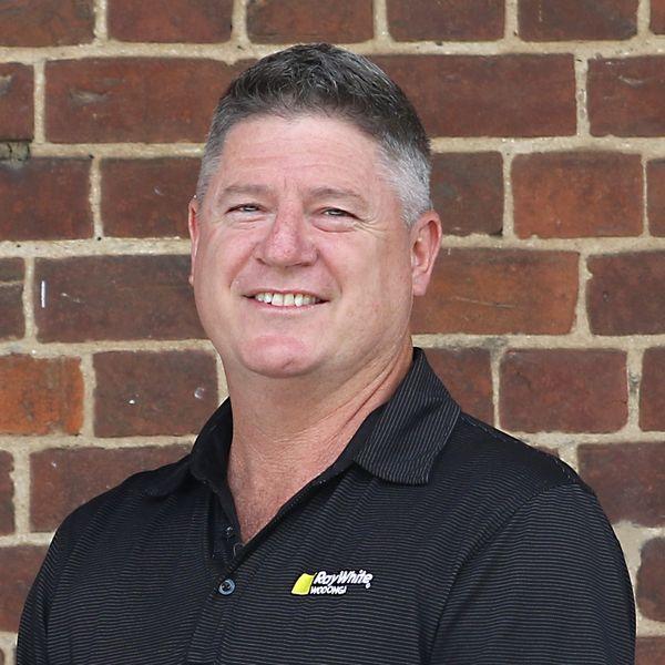 Prop-GPT: Paul Nicholas, House for Sale: Tallangatta, VIC 3700, VIC, 3700