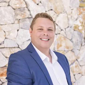 Tarquin Wallace - Property Owner, Australia