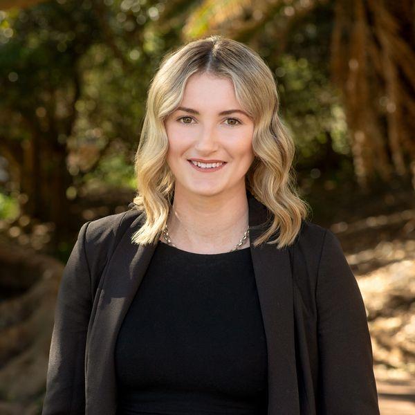 Alexandra Wynne Prop-GPT: Alexandra Wynne, Central and Secure One Bedroom Unit in Wickham