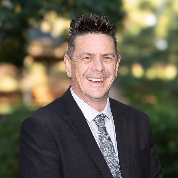 Bradley Warren - Property Consultant, Ray White Bendigo, Australia