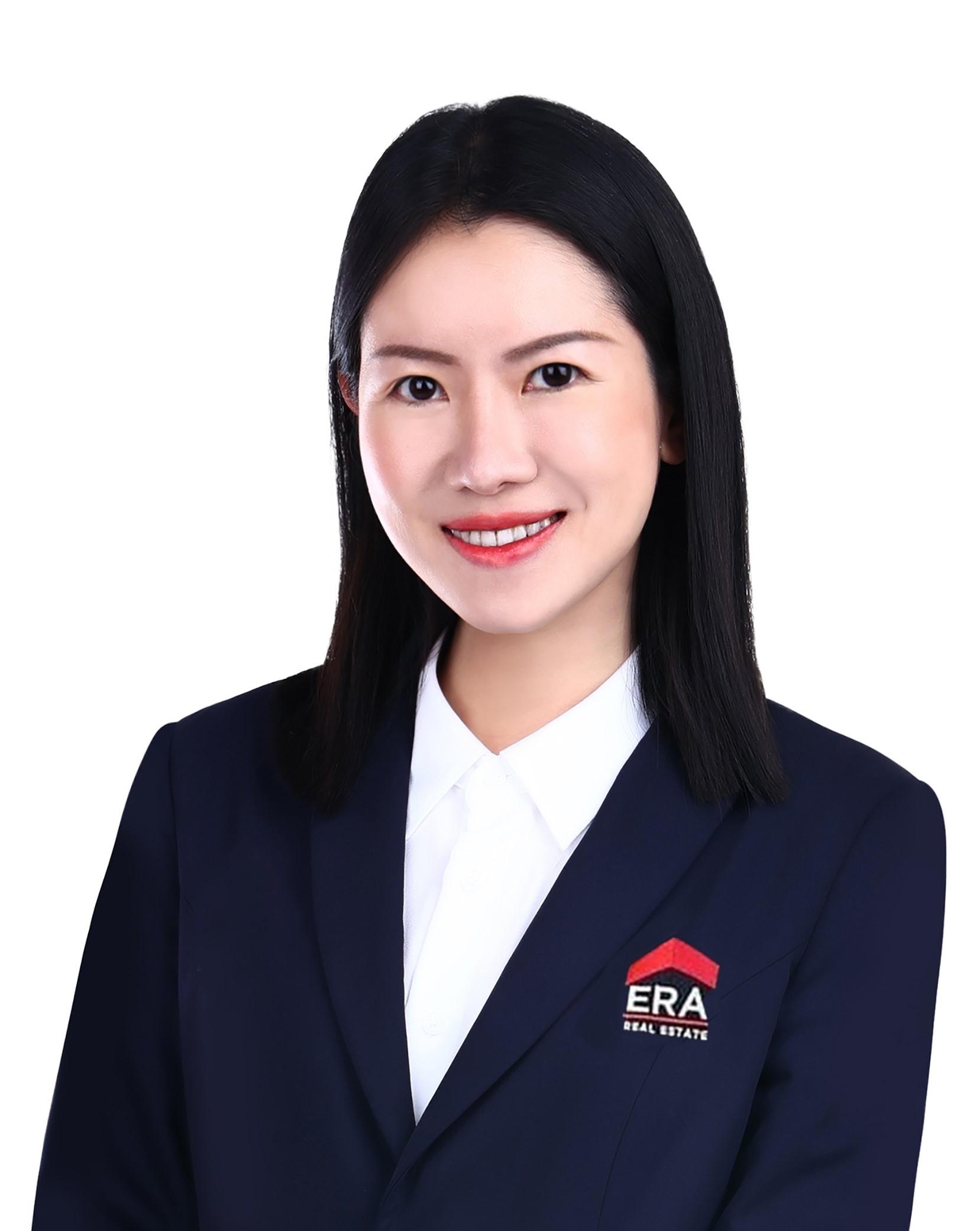 Prop-GPT: Agnes Ng, For High Floor Pool View Lovers! Very Well Maintained & High Ceiling!