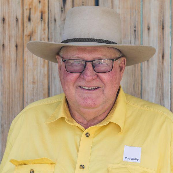 Errol Luck - Property Consultant, Ray White Rural Oakey, Australia