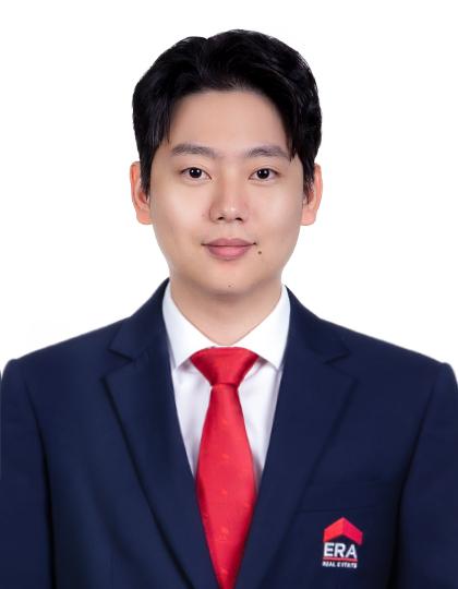 Prop-GPT: Michael Lee, Spacious Landed Living 1km Temasek Primary 100m Covered Walkway to Mrt