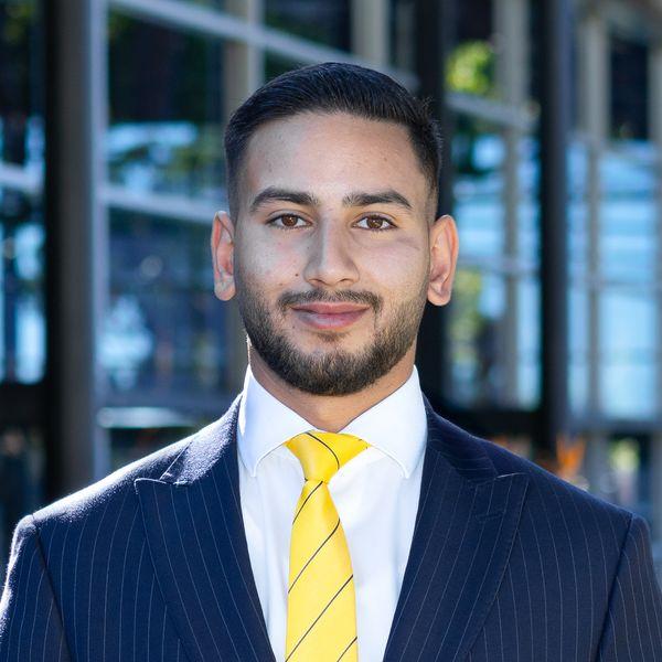Ahmad Hamdy - Property Consultant, Ray White Macarthur Group, Australia
