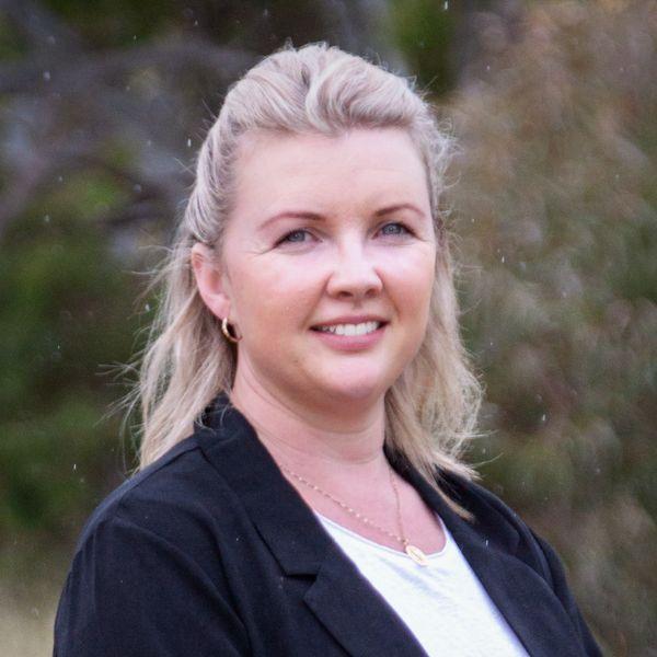 Prop-GPT: Katie Wenham, Spacious Family Home