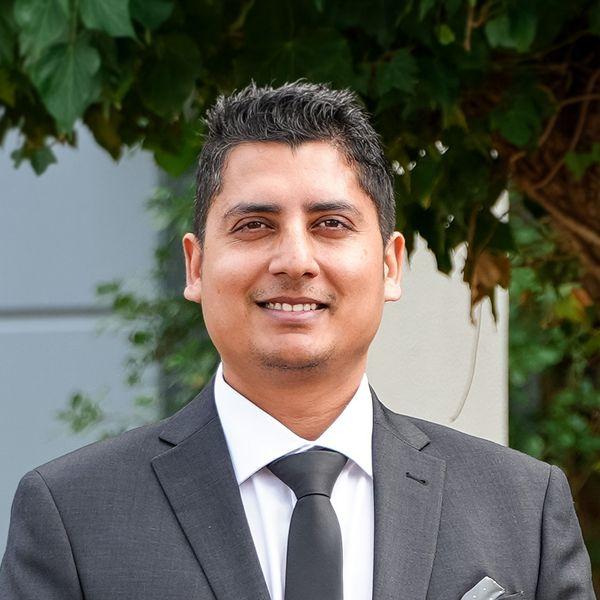 Vinay Khosla - Property Consultant, Ray White Cranbourne, Australia