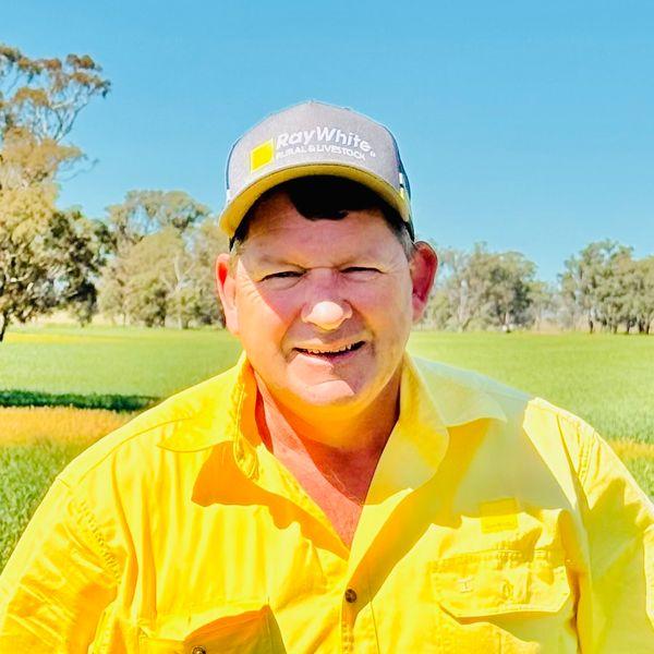 Greg Glasgow - Property Consultant, Ray White Rural Young, Australia