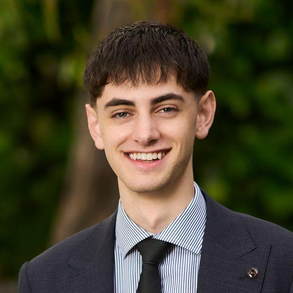 Gerrit Lombard - Property Consultant, Ray White Norwood, Australia